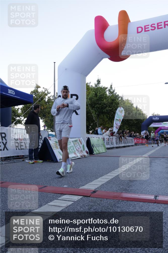 06.09.2026 - CURREX Alsterlauf Yannick Fuchs http://msf.ph/oto/10130670 06.09.2026 09:38:28 Ziel 2378, 3541, 4160, 4614, 5456, 5687, 5727, 6101, 6133 meine-sportfotos.de