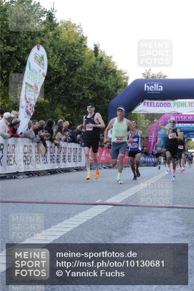 06.09.2026 - CURREX Alsterlauf Yannick Fuchs http://msf.ph/oto/10130681 06.09.2026 09:38:30 Ziel 3541, 4160, 4614, 5193, 5456, 5687, 5727, 6101, 6423, 8274 meine-sportfotos.de