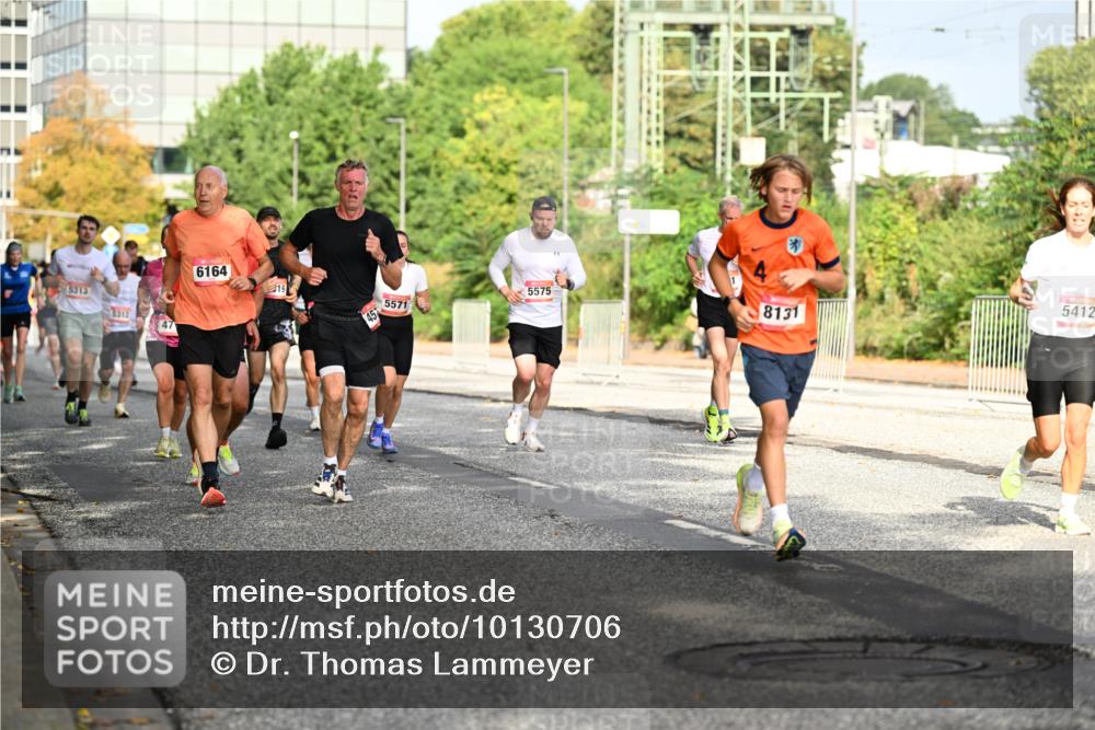 06.09.2026 - CURREX Alsterlauf Dr. Thomas Lammeyer http://msf.ph/oto/10130706 06.09.2026 09:53:18 Laufen 5313, 3312, 6164, 19, 5575, 5412, 5571, 8131 meine-sportfotos.de