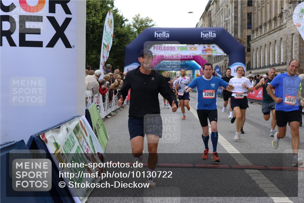 06.09.2026 - CURREX Alsterlauf Strokosch-Dieckow http://msf.ph/oto/10130722 06.09.2026 09:51:52 Ziel 2002, 2542, 3041, 3202, 3465, 4200, 4267, 4268, 4332, 4333, 4667, 4845, 5621, 5882, 6023 meine-sportfotos.de