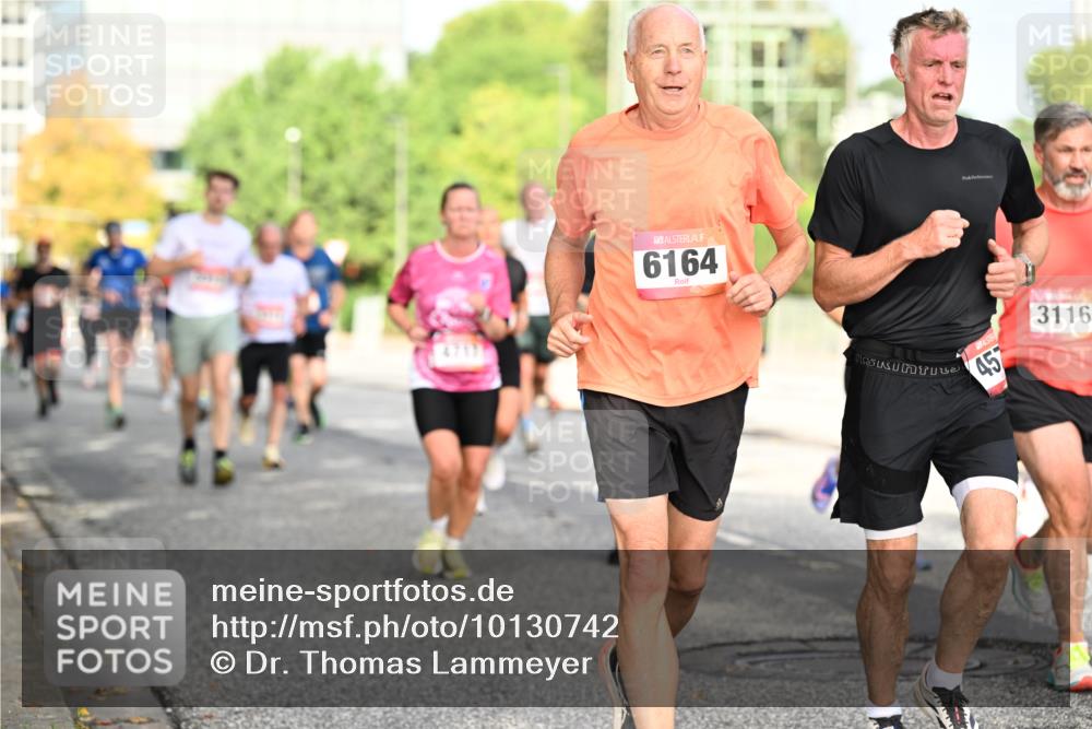 06.09.2026 - CURREX Alsterlauf Dr. Thomas Lammeyer http://msf.ph/oto/10130742 06.09.2026 09:53:21 Laufen 6164, 457, 3116 meine-sportfotos.de