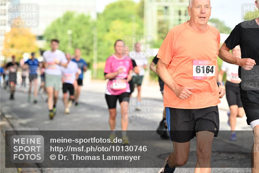 06.09.2026 - CURREX Alsterlauf Dr. Thomas Lammeyer http://msf.ph/oto/10130746 06.09.2026 09:53:22 Laufen 6164 meine-sportfotos.de