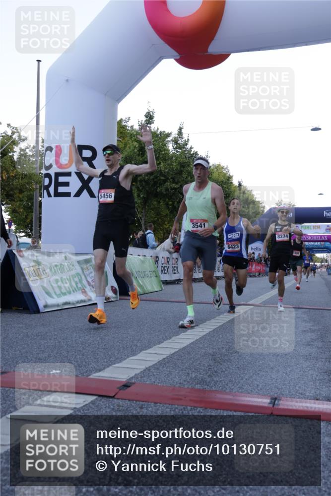 06.09.2026 - CURREX Alsterlauf Yannick Fuchs http://msf.ph/oto/10130751 06.09.2026 09:38:33 Ziel 2214, 2326, 3541, 5193, 5456, 5619, 5687, 6101, 6423, 8274 meine-sportfotos.de