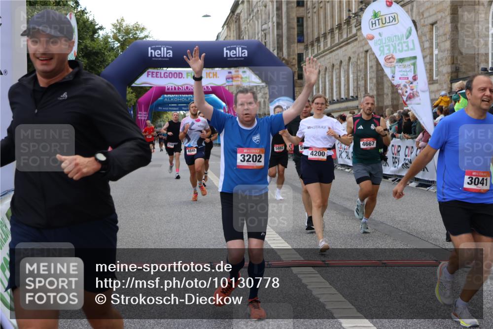 06.09.2026 - CURREX Alsterlauf Strokosch-Dieckow http://msf.ph/oto/10130778 06.09.2026 09:51:53 Ziel 2002, 2719, 3041, 3202, 3465, 4200, 4267, 4268, 4332, 4333, 4667, 4742, 4845, 5621, 5882, 6023 meine-sportfotos.de