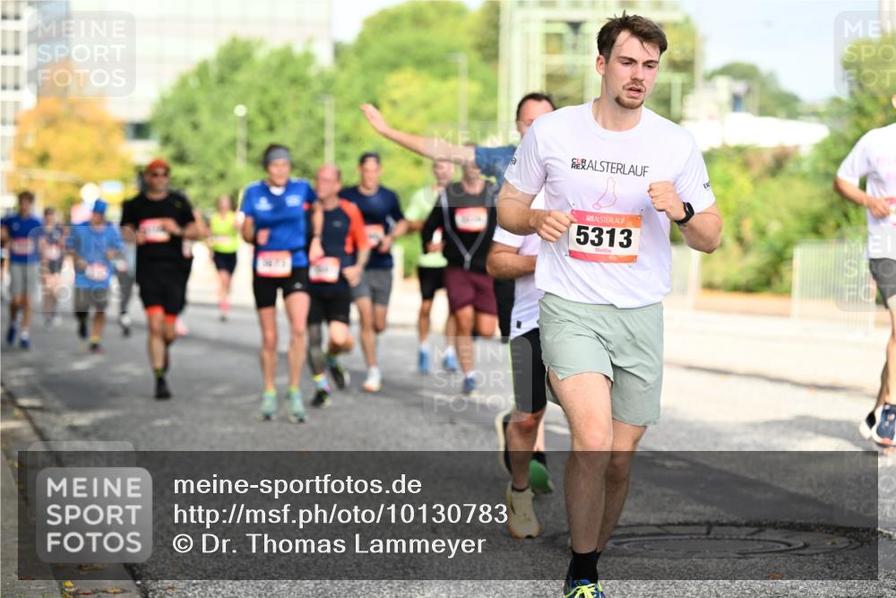06.09.2026 - CURREX Alsterlauf Dr. Thomas Lammeyer http://msf.ph/oto/10130783 06.09.2026 09:53:25 Laufen 5313 meine-sportfotos.de