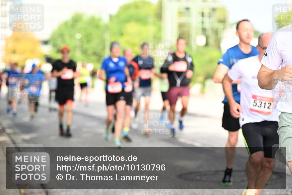 06.09.2026 - CURREX Alsterlauf Dr. Thomas Lammeyer http://msf.ph/oto/10130796 06.09.2026 09:53:26 Laufen 5312 meine-sportfotos.de