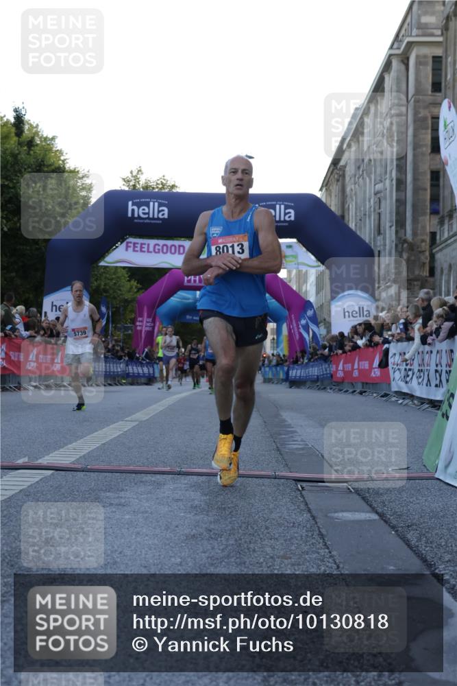 06.09.2026 - CURREX Alsterlauf Yannick Fuchs http://msf.ph/oto/10130818 06.09.2026 09:38:42 Ziel 2214, 2326, 3817, 5193, 5619, 5739, 6260, 8013 meine-sportfotos.de