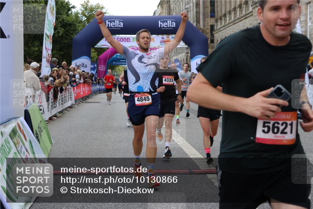 06.09.2026 - CURREX Alsterlauf Strokosch-Dieckow http://msf.ph/oto/10130866 06.09.2026 09:51:55 Ziel 2002, 2719, 3041, 3202, 4200, 4332, 4333, 4667, 4742, 4845, 5621, 5882, 6023 meine-sportfotos.de