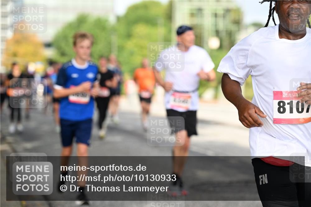 06.09.2026 - CURREX Alsterlauf Dr. Thomas Lammeyer http://msf.ph/oto/10130933 06.09.2026 09:53:43 Laufen 8107 meine-sportfotos.de