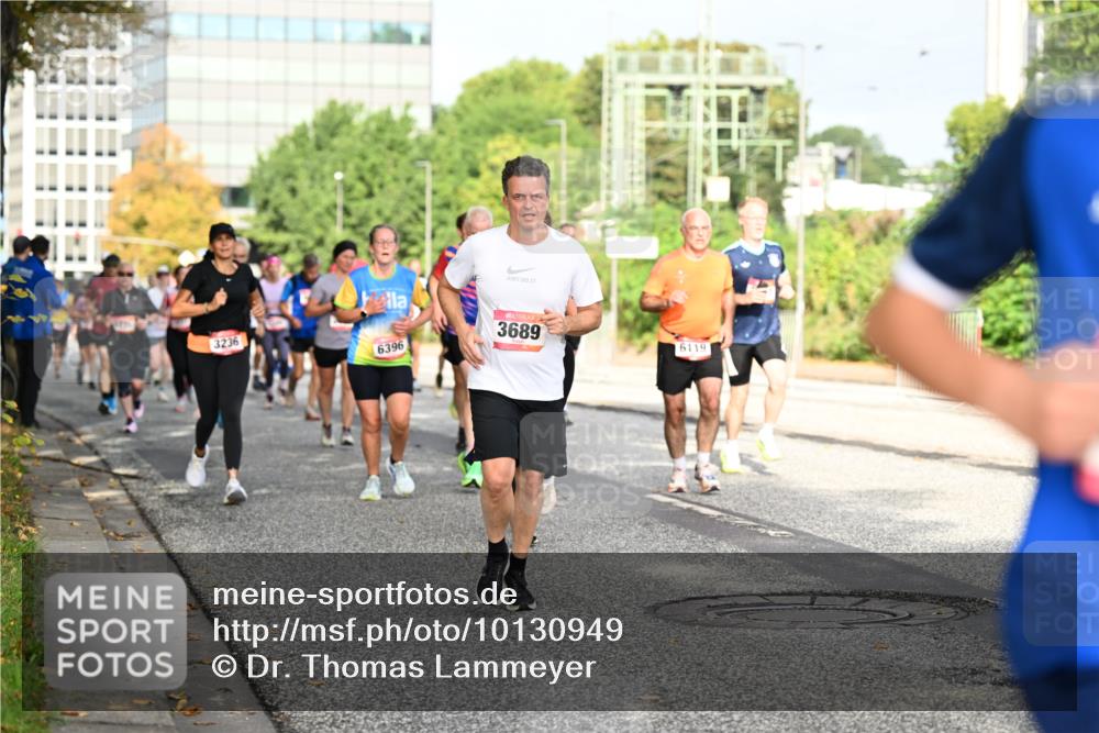 06.09.2026 - CURREX Alsterlauf Dr. Thomas Lammeyer http://msf.ph/oto/10130949 06.09.2026 09:53:45 Laufen 3236, 6396, 3689, 6119 meine-sportfotos.de