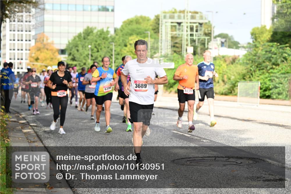06.09.2026 - CURREX Alsterlauf Dr. Thomas Lammeyer http://msf.ph/oto/10130951 06.09.2026 09:53:45 Laufen 3236, 6396, 3689, 6119 meine-sportfotos.de
