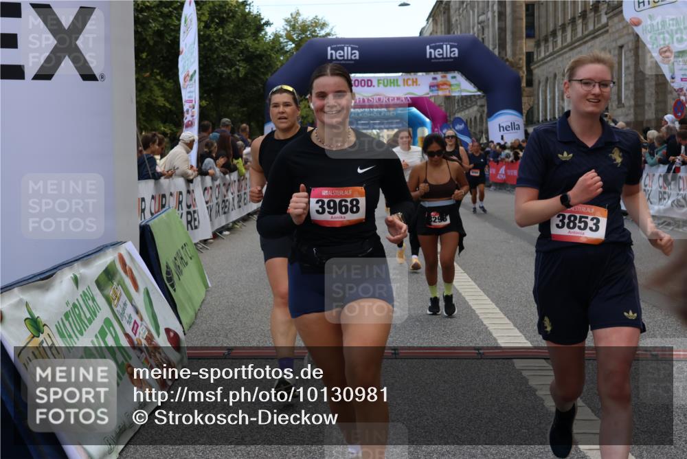 06.09.2026 - CURREX Alsterlauf Strokosch-Dieckow http://msf.ph/oto/10130981 06.09.2026 10:05:02 Ziel 2343, 2512, 2709, 3317, 3412, 3452, 3793, 3853, 3854, 3968, 4549, 4593, 4892, 5022, 5329, 5765, 6179, 6251, 6253, 6282, 8099, 8242, 8298 meine-sportfotos.de