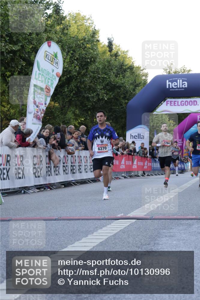 06.09.2026 - CURREX Alsterlauf Yannick Fuchs http://msf.ph/oto/10130996 06.09.2026 09:38:55 Ziel 2371, 2784, 5333, 5469, 5692, 5971, 6284, 6370, 8010, 8199 meine-sportfotos.de