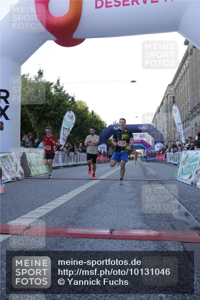 06.09.2026 - CURREX Alsterlauf Yannick Fuchs http://msf.ph/oto/10131046 06.09.2026 09:38:57 Ziel 2371, 2379, 2784, 5333, 5692, 5830, 5971, 6284, 6370, 8199 meine-sportfotos.de