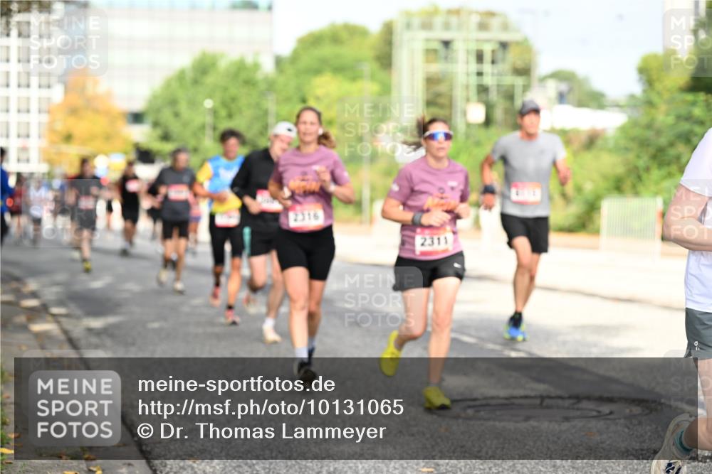 06.09.2026 - CURREX Alsterlauf Dr. Thomas Lammeyer http://msf.ph/oto/10131065 06.09.2026 09:53:56 Laufen 2316, 2311 meine-sportfotos.de