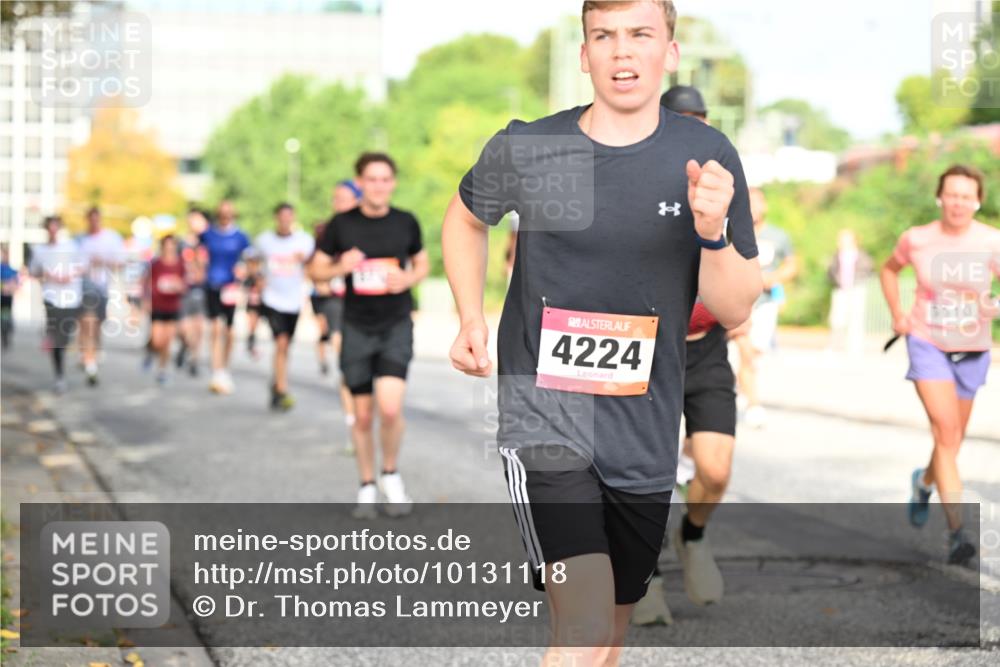 06.09.2026 - CURREX Alsterlauf Dr. Thomas Lammeyer http://msf.ph/oto/10131118 06.09.2026 09:54:05 Laufen 4224, 3510 meine-sportfotos.de