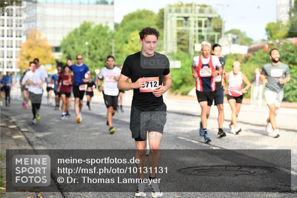 06.09.2026 - CURREX Alsterlauf Dr. Thomas Lammeyer http://msf.ph/oto/10131131 06.09.2026 09:54:06 Laufen 3712, 6078 meine-sportfotos.de