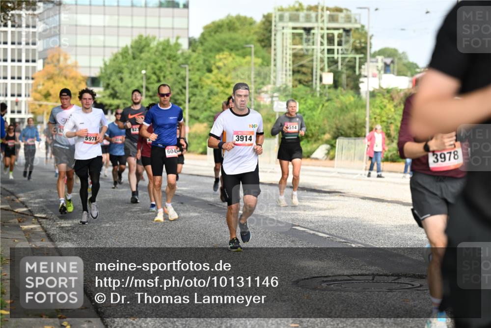 06.09.2026 - CURREX Alsterlauf Dr. Thomas Lammeyer http://msf.ph/oto/10131146 06.09.2026 09:54:08 Laufen 5978, 604, 3914, 514, 3978 meine-sportfotos.de