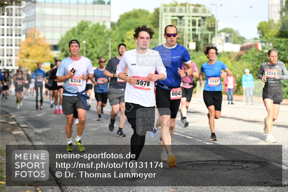 06.09.2026 - CURREX Alsterlauf Dr. Thomas Lammeyer http://msf.ph/oto/10131174 06.09.2026 09:54:10 Laufen 6318, 5978, 6042, 5107, 3514 meine-sportfotos.de
