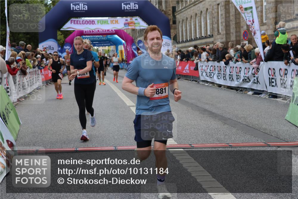 06.09.2026 - CURREX Alsterlauf Strokosch-Dieckow http://msf.ph/oto/10131184 06.09.2026 09:52:06 Ziel 3301, 3839, 3975, 4250, 4567, 5321, 5862, 5881, 6092, 6206, 8280 meine-sportfotos.de