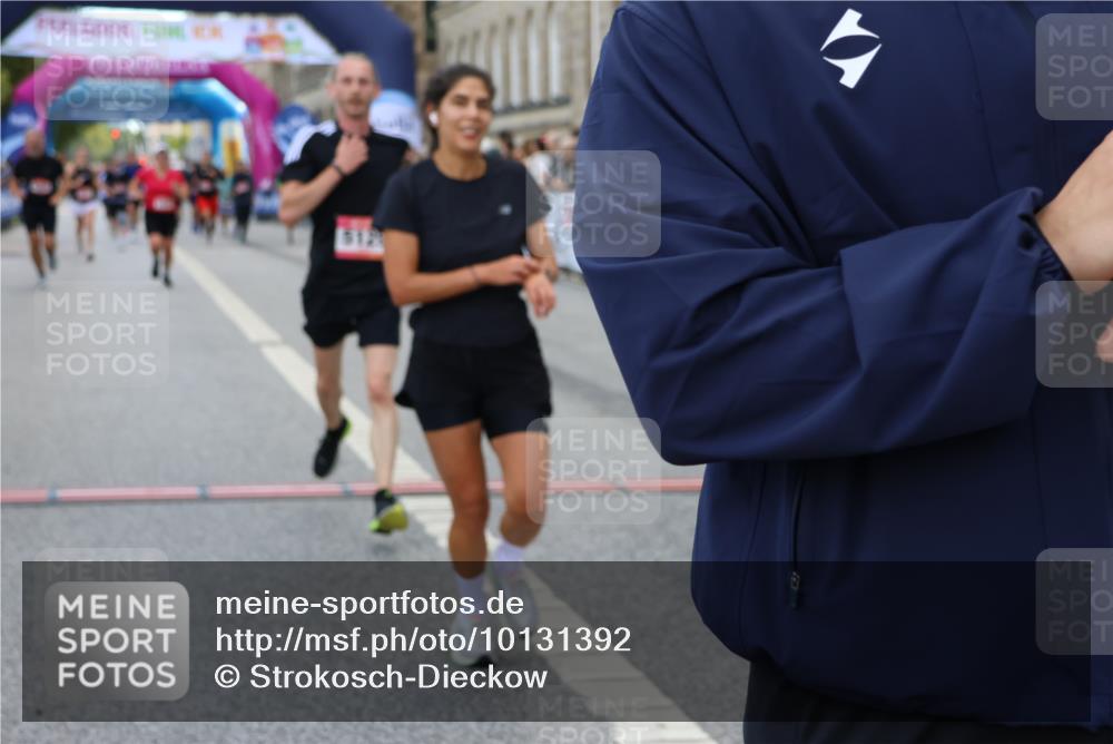06.09.2026 - CURREX Alsterlauf Strokosch-Dieckow http://msf.ph/oto/10131392 06.09.2026 09:52:19 Ziel 2118, 2191, 2284, 2758, 2765, 3124, 3289, 3450, 3789, 4301, 4462, 5129, 5287, 8071 meine-sportfotos.de