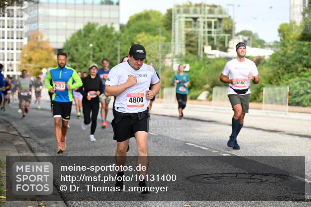 06.09.2026 - CURREX Alsterlauf Dr. Thomas Lammeyer http://msf.ph/oto/10131400 06.09.2026 09:54:40 Laufen 6153, 3406, 5660, 4800 meine-sportfotos.de