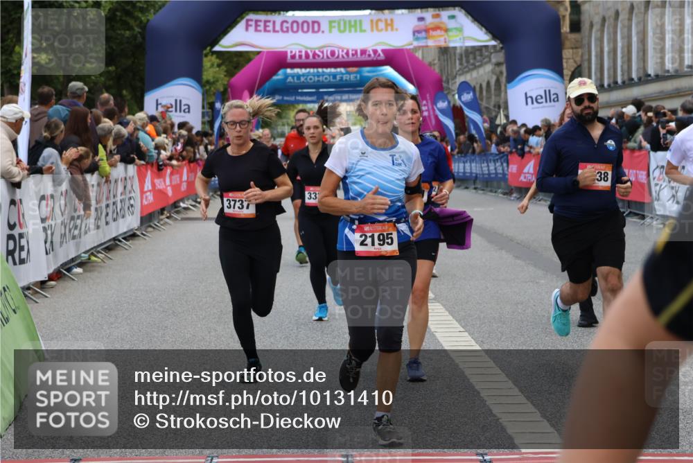 06.09.2026 - CURREX Alsterlauf Strokosch-Dieckow http://msf.ph/oto/10131410 06.09.2026 10:05:21 Ziel 1239, 2195, 3011, 3336, 3737, 3838, 4151, 4642, 4769, 6155, 6242, 6392, 8243 meine-sportfotos.de
