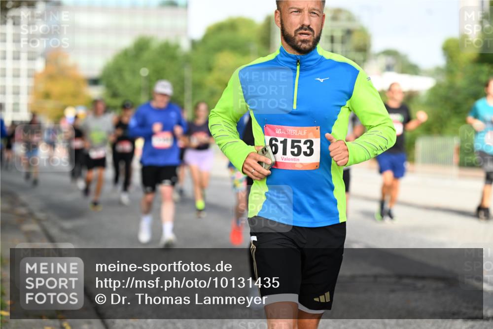 06.09.2026 - CURREX Alsterlauf Dr. Thomas Lammeyer http://msf.ph/oto/10131435 06.09.2026 09:54:43 Laufen 6153 meine-sportfotos.de