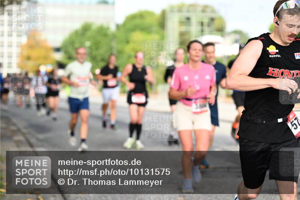 06.09.2026 - CURREX Alsterlauf Dr. Thomas Lammeyer http://msf.ph/oto/10131575 06.09.2026 09:54:56 Laufen 57 meine-sportfotos.de