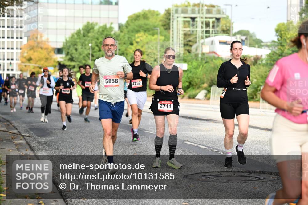 06.09.2026 - CURREX Alsterlauf Dr. Thomas Lammeyer http://msf.ph/oto/10131585 06.09.2026 09:54:57 Laufen 5858, 4732, 4050, 2711 meine-sportfotos.de