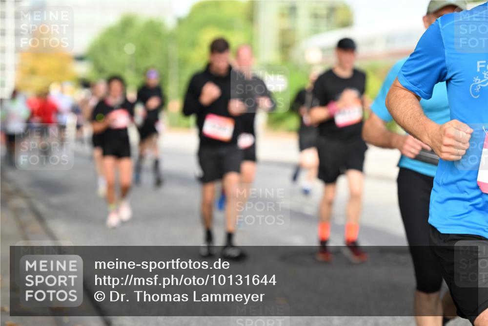 06.09.2026 - CURREX Alsterlauf Dr. Thomas Lammeyer http://msf.ph/oto/10131644 06.09.2026 09:55:07 Laufen  meine-sportfotos.de