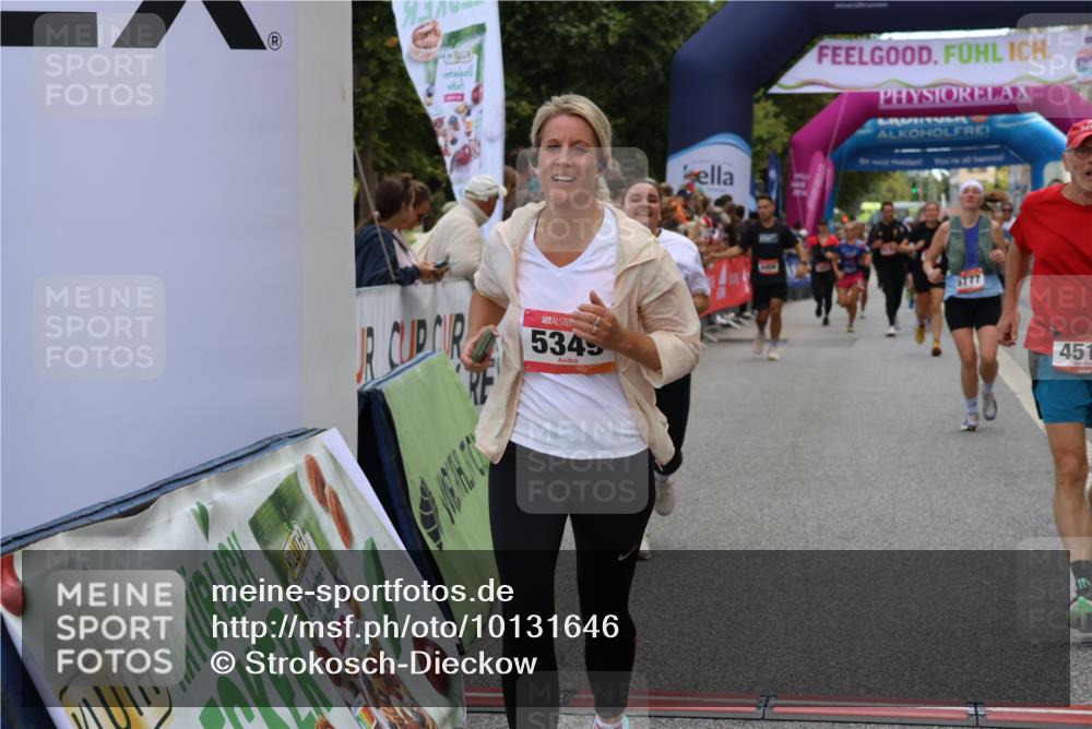06.09.2026 - CURREX Alsterlauf Strokosch-Dieckow http://msf.ph/oto/10131646 06.09.2026 10:05:34 Ziel 2310, 3064, 3315, 3527, 3528, 3890, 4152, 4511, 5349, 5373, 5777 meine-sportfotos.de