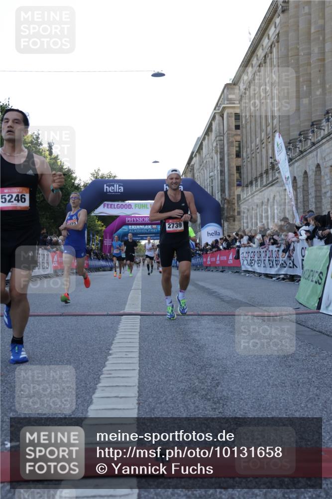 06.09.2026 - CURREX Alsterlauf Yannick Fuchs http://msf.ph/oto/10131658 06.09.2026 09:39:27 Ziel 2739, 2948, 3270, 3759, 3972, 4074, 4163, 4698, 4866, 5246, 5339, 5639, 5685, 5967 meine-sportfotos.de