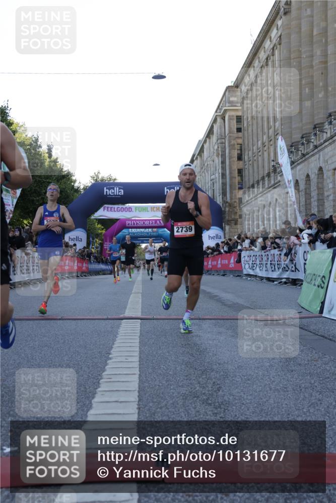 06.09.2026 - CURREX Alsterlauf Yannick Fuchs http://msf.ph/oto/10131677 06.09.2026 09:39:27 Ziel 2739, 2948, 3270, 3759, 3972, 4074, 4163, 4698, 4866, 5246, 5339, 5639, 5685, 5967 meine-sportfotos.de