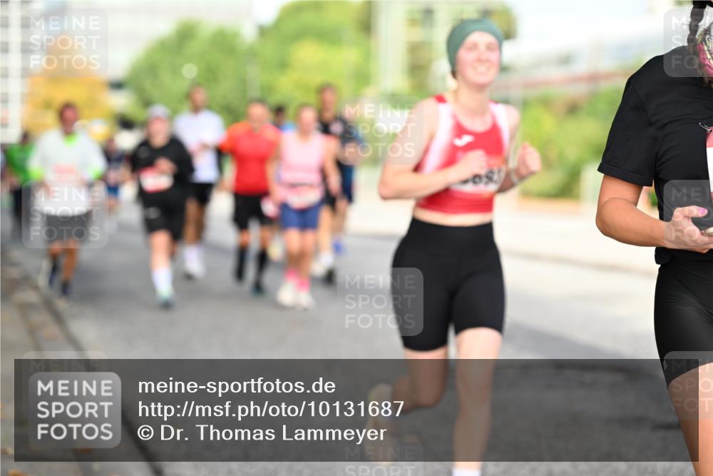 06.09.2026 - CURREX Alsterlauf Dr. Thomas Lammeyer http://msf.ph/oto/10131687 06.09.2026 09:55:11 Laufen  meine-sportfotos.de