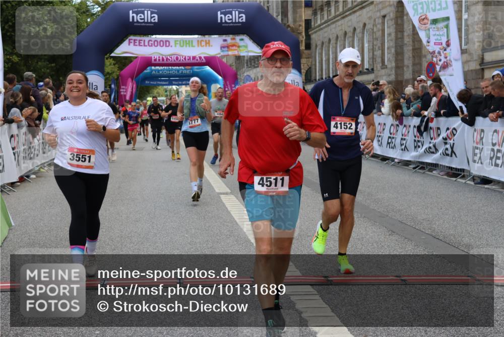 06.09.2026 - CURREX Alsterlauf Strokosch-Dieckow http://msf.ph/oto/10131689 06.09.2026 10:05:35 Ziel 2310, 3064, 3315, 3527, 3528, 4152, 4408, 4511, 5349, 5373, 5777, 6458 meine-sportfotos.de