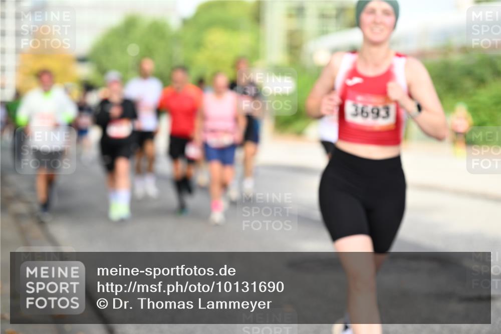 06.09.2026 - CURREX Alsterlauf Dr. Thomas Lammeyer http://msf.ph/oto/10131690 06.09.2026 09:55:12 Laufen 3693 meine-sportfotos.de