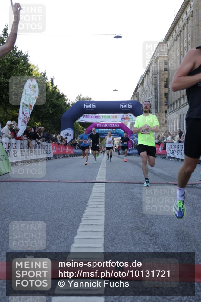06.09.2026 - CURREX Alsterlauf Yannick Fuchs http://msf.ph/oto/10131721 06.09.2026 09:39:29 Ziel 2739, 3270, 3759, 3972, 4163, 4698, 4866, 5246, 5334, 5339, 5639, 5803, 5967 meine-sportfotos.de