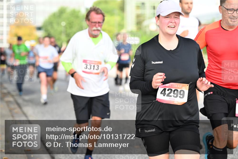 06.09.2026 - CURREX Alsterlauf Dr. Thomas Lammeyer http://msf.ph/oto/10131722 06.09.2026 09:55:15 Laufen 3313, 4299, 2 meine-sportfotos.de