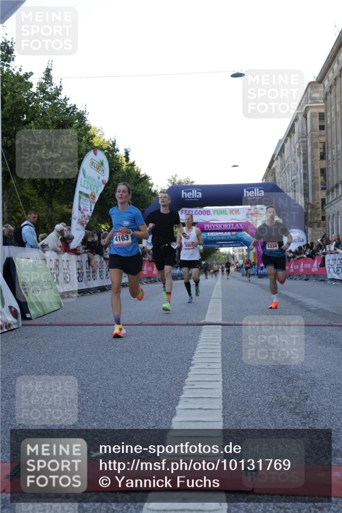 06.09.2026 - CURREX Alsterlauf Yannick Fuchs http://msf.ph/oto/10131769 06.09.2026 09:39:31 Ziel 2727, 2739, 3270, 3759, 3972, 4163, 4866, 5246, 5334, 5339, 5639, 5803, 5967 meine-sportfotos.de