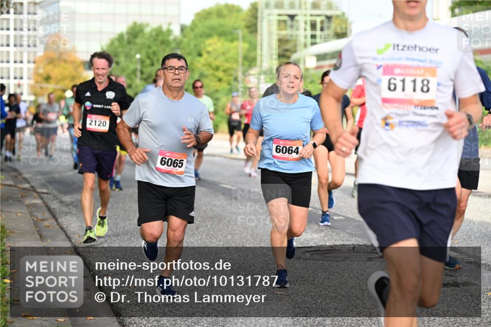 06.09.2026 - CURREX Alsterlauf Dr. Thomas Lammeyer http://msf.ph/oto/10131787 06.09.2026 09:55:22 Laufen 2120, 6065, 6064, 6118 meine-sportfotos.de