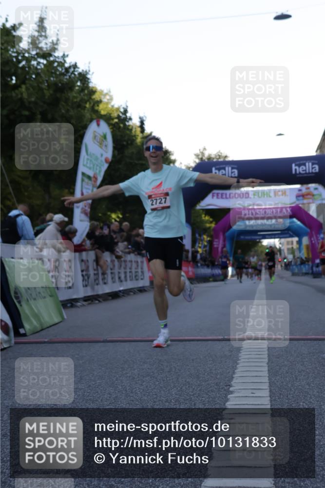 06.09.2026 - CURREX Alsterlauf Yannick Fuchs http://msf.ph/oto/10131833 06.09.2026 09:39:35 Ziel 2727, 2739, 3270, 3972, 4163, 4380, 5334, 5339, 5803 meine-sportfotos.de