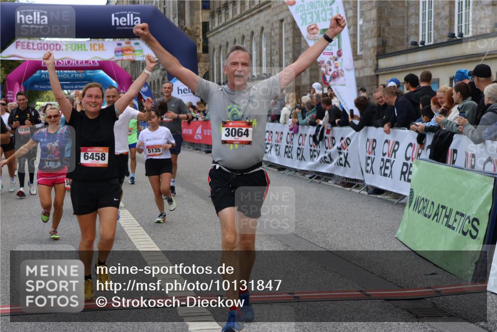 06.09.2026 - CURREX Alsterlauf Strokosch-Dieckow http://msf.ph/oto/10131847 06.09.2026 10:05:40 Ziel 2267, 2476, 2659, 3064, 3180, 3230, 3314, 3439, 3457, 4152, 4408, 4430, 4511, 4538, 5135, 5373, 5405, 5406, 5777, 6458 meine-sportfotos.de