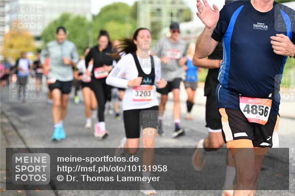 06.09.2026 - CURREX Alsterlauf Dr. Thomas Lammeyer http://msf.ph/oto/10131958 06.09.2026 09:55:44 Laufen 3203, 4856 meine-sportfotos.de