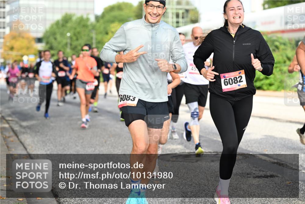 06.09.2026 - CURREX Alsterlauf Dr. Thomas Lammeyer http://msf.ph/oto/10131980 06.09.2026 09:55:46 Laufen 6083, 6082 meine-sportfotos.de
