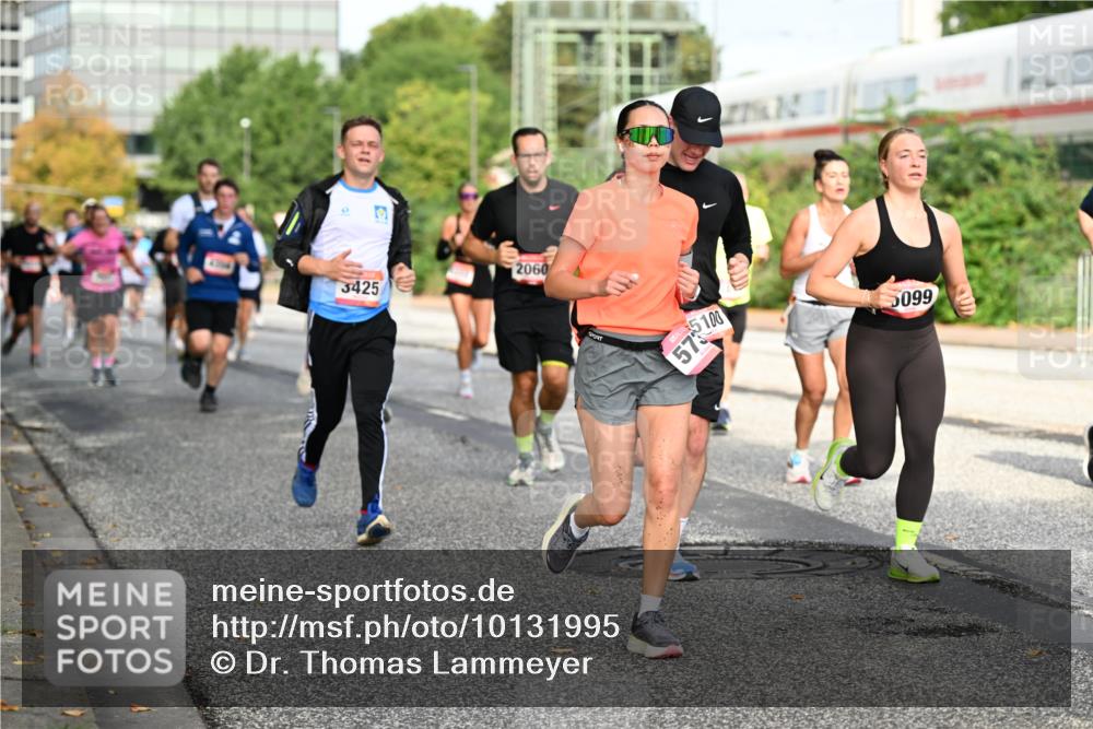 06.09.2026 - CURREX Alsterlauf Dr. Thomas Lammeyer http://msf.ph/oto/10131995 06.09.2026 09:55:48 Laufen 3425, 2060, 57100, 27814, 5099 meine-sportfotos.de