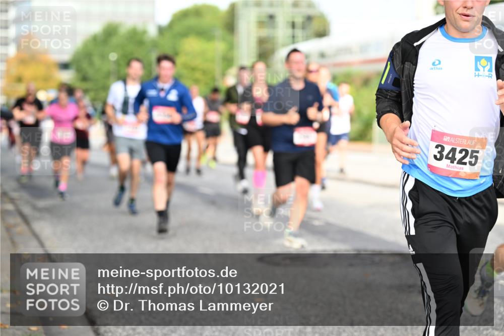 06.09.2026 - CURREX Alsterlauf Dr. Thomas Lammeyer http://msf.ph/oto/10132021 06.09.2026 09:55:51 Laufen 3425 meine-sportfotos.de