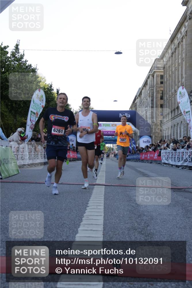 06.09.2026 - CURREX Alsterlauf Yannick Fuchs http://msf.ph/oto/10132091 06.09.2026 09:39:54 Ziel 2858, 3667, 3731, 3928, 3950, 4502, 5134, 5152, 5404, 5927, 5996, 6261, 8012, 8254 meine-sportfotos.de