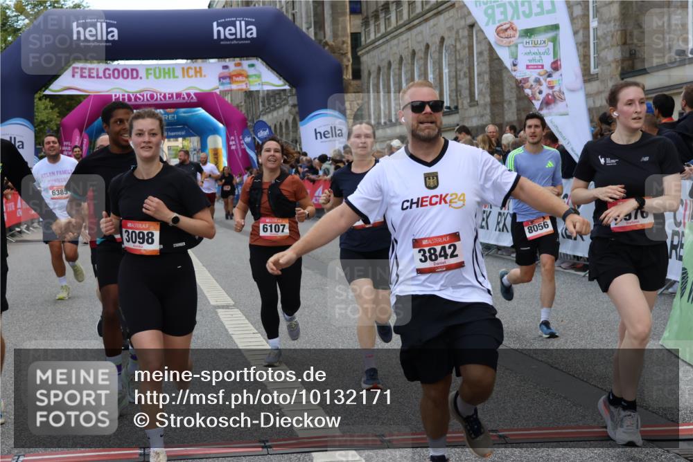 06.09.2026 - CURREX Alsterlauf Strokosch-Dieckow http://msf.ph/oto/10132171 06.09.2026 10:06:01 Ziel 3098, 3842, 3976, 4481, 4736, 4737, 4894, 5070, 5115, 5277, 5556, 5726, 5781, 6045, 6089, 6107, 6121, 6385, 8056, 8143 meine-sportfotos.de