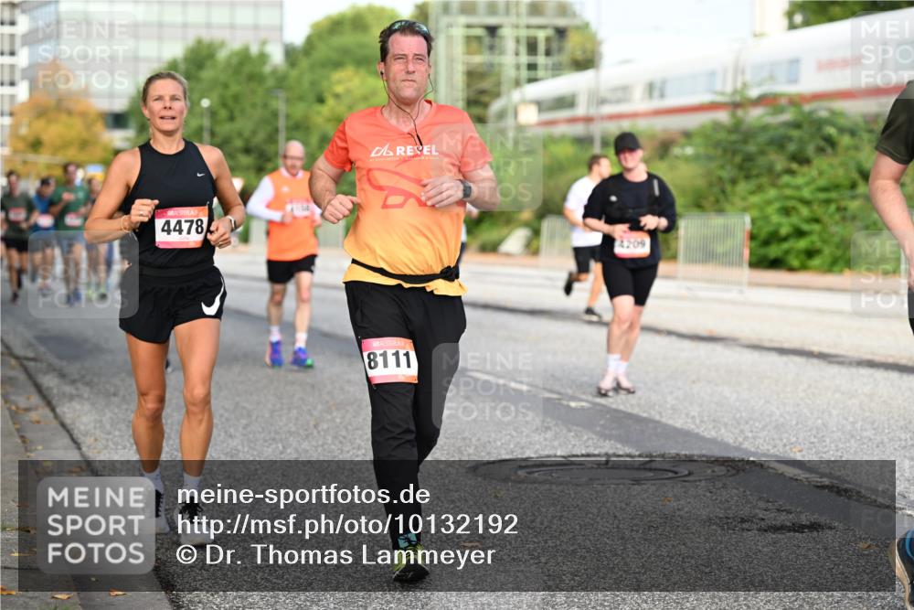 06.09.2026 - CURREX Alsterlauf Dr. Thomas Lammeyer http://msf.ph/oto/10132192 06.09.2026 09:56:08 Laufen 4478, 8111, 4209 meine-sportfotos.de